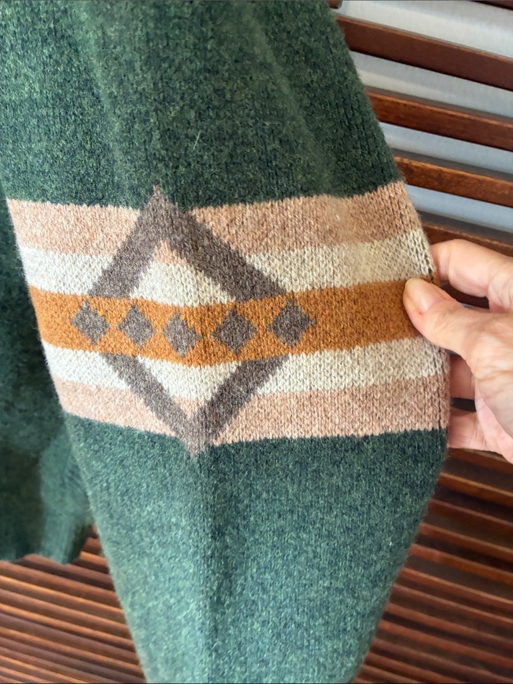 🎉NEW LISTING!🎉NWOT Pendleton Men's Tribal Aztec Shawl Collar Cardigan Sweater - Picture 4 of 9